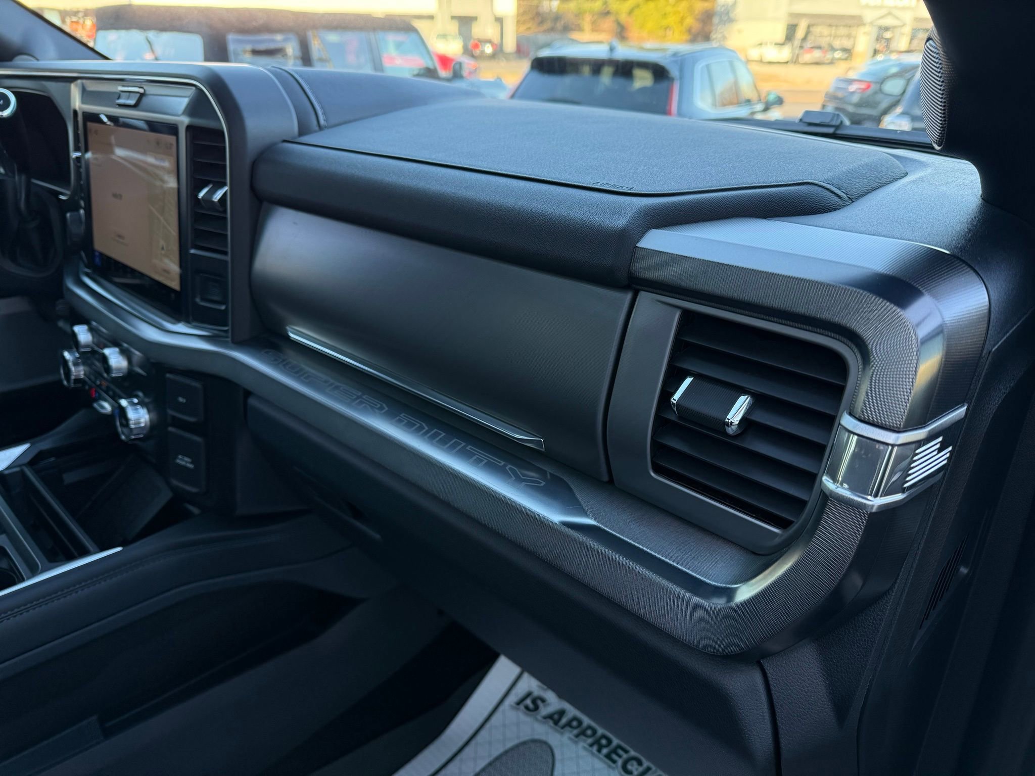 Used 2025 Ford F250 Platinum image 35