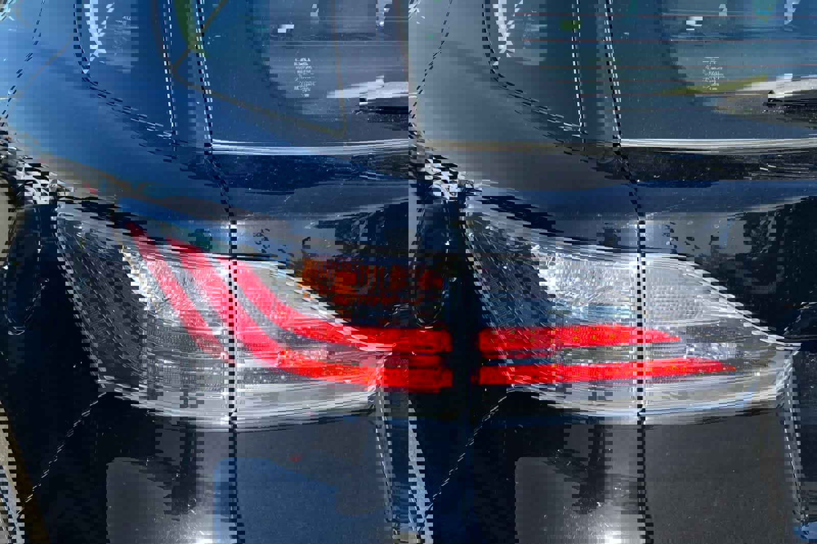 Used 2013 Lexus CT 200h image 15