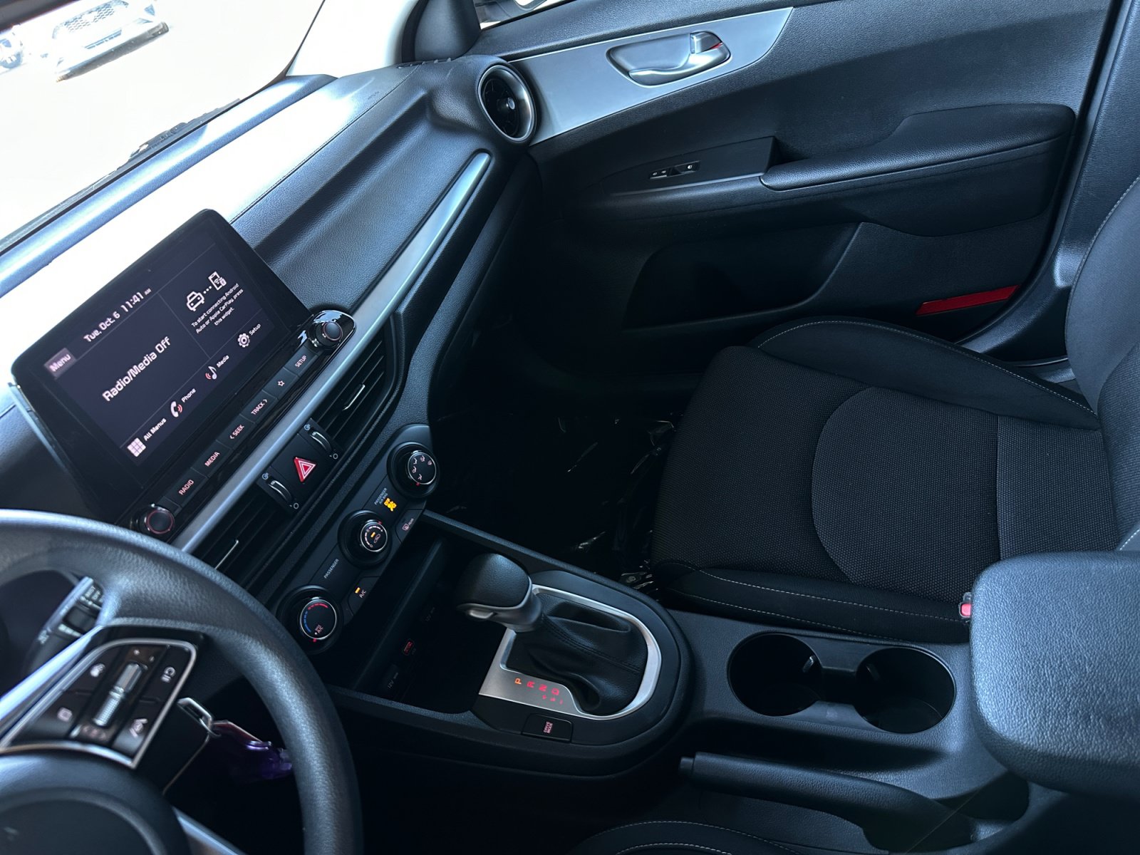 Used 2022 Kia Forte LXS FWD image 22
