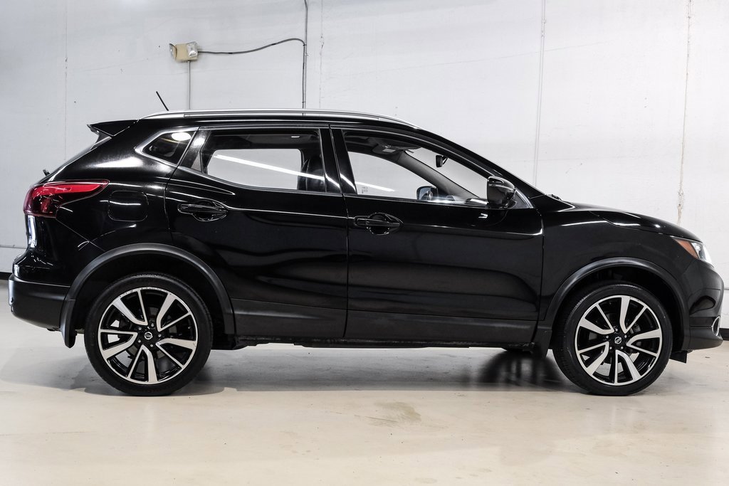 Used 2019 Nissan Rogue Sport SL w/ Premium Package image 8