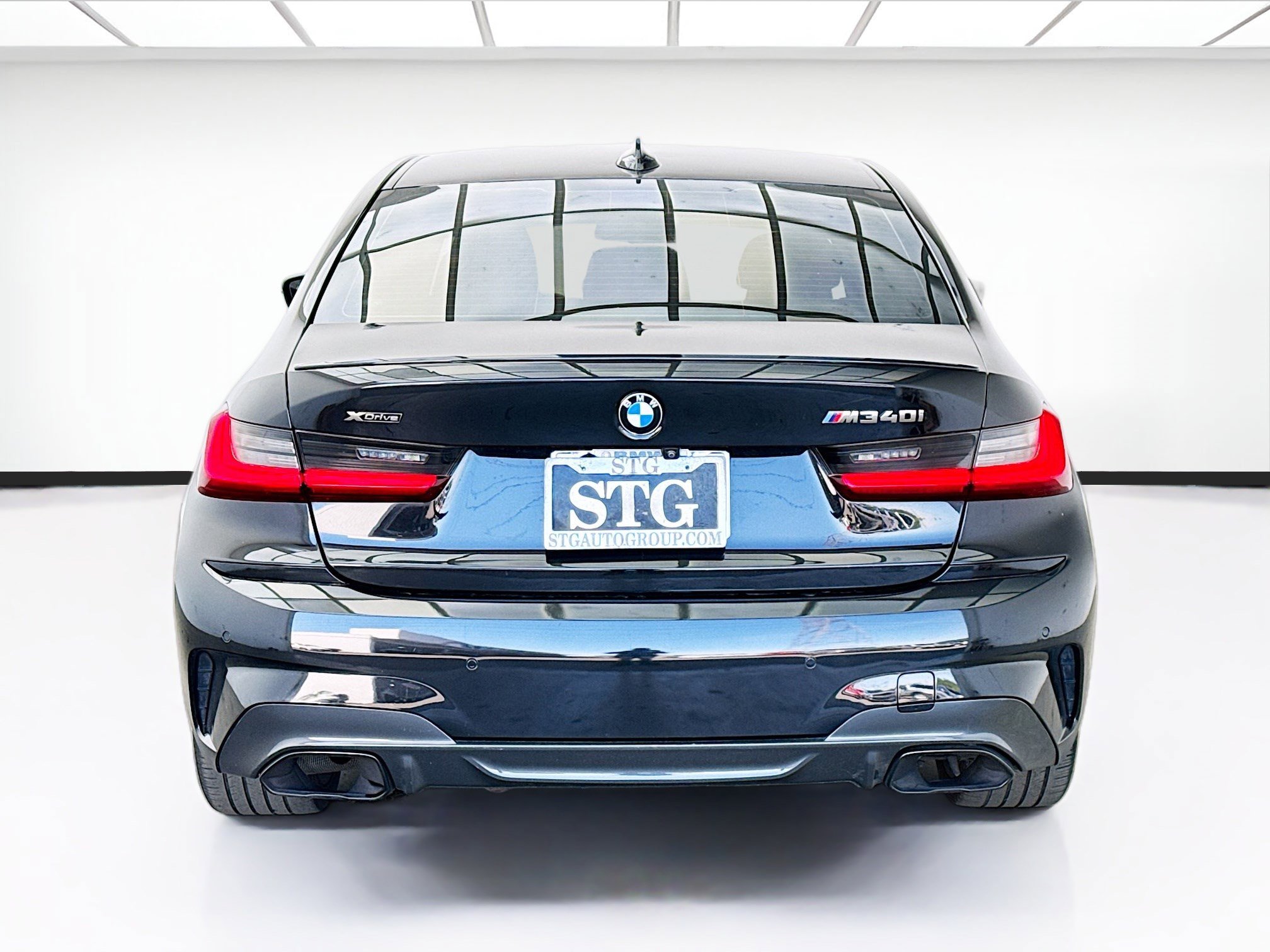 Used 2022 BMW M340i xDrive w/ Premium Package AWD/4WD image 5