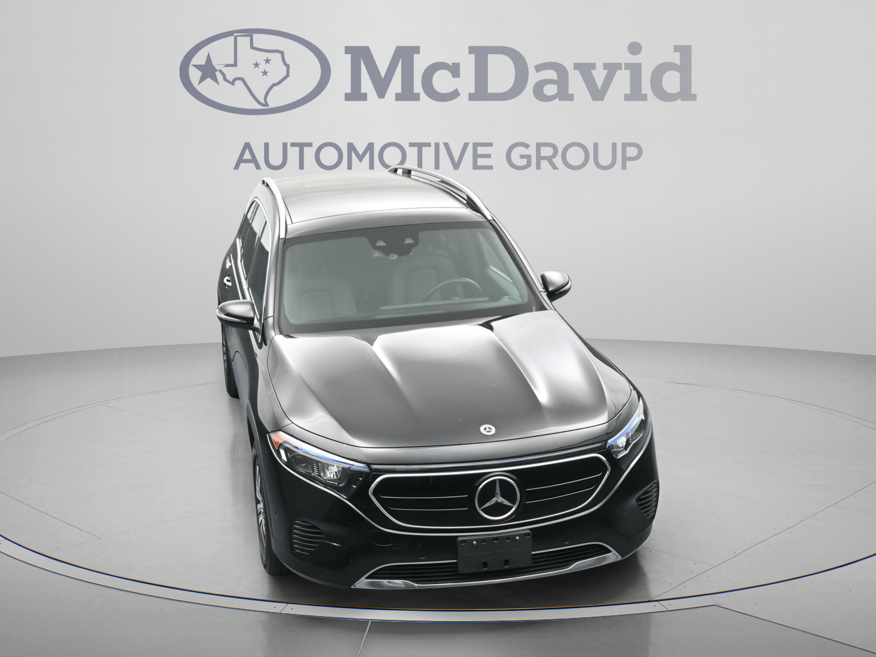 Used 2023 Mercedes-Benz EQB 300 4MATIC image 34