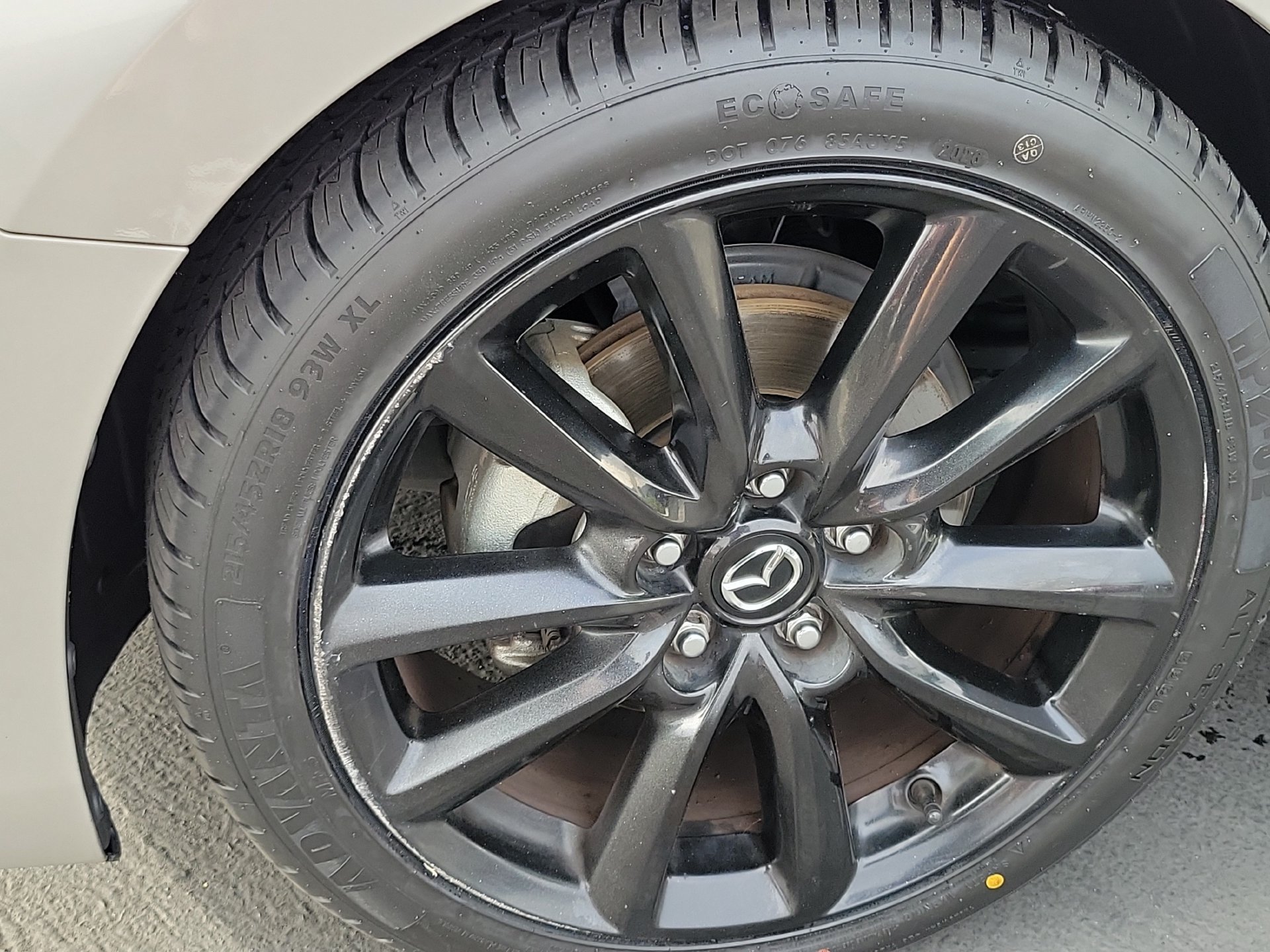 Used 2024 MAZDA MAZDA3 s FWD image 5