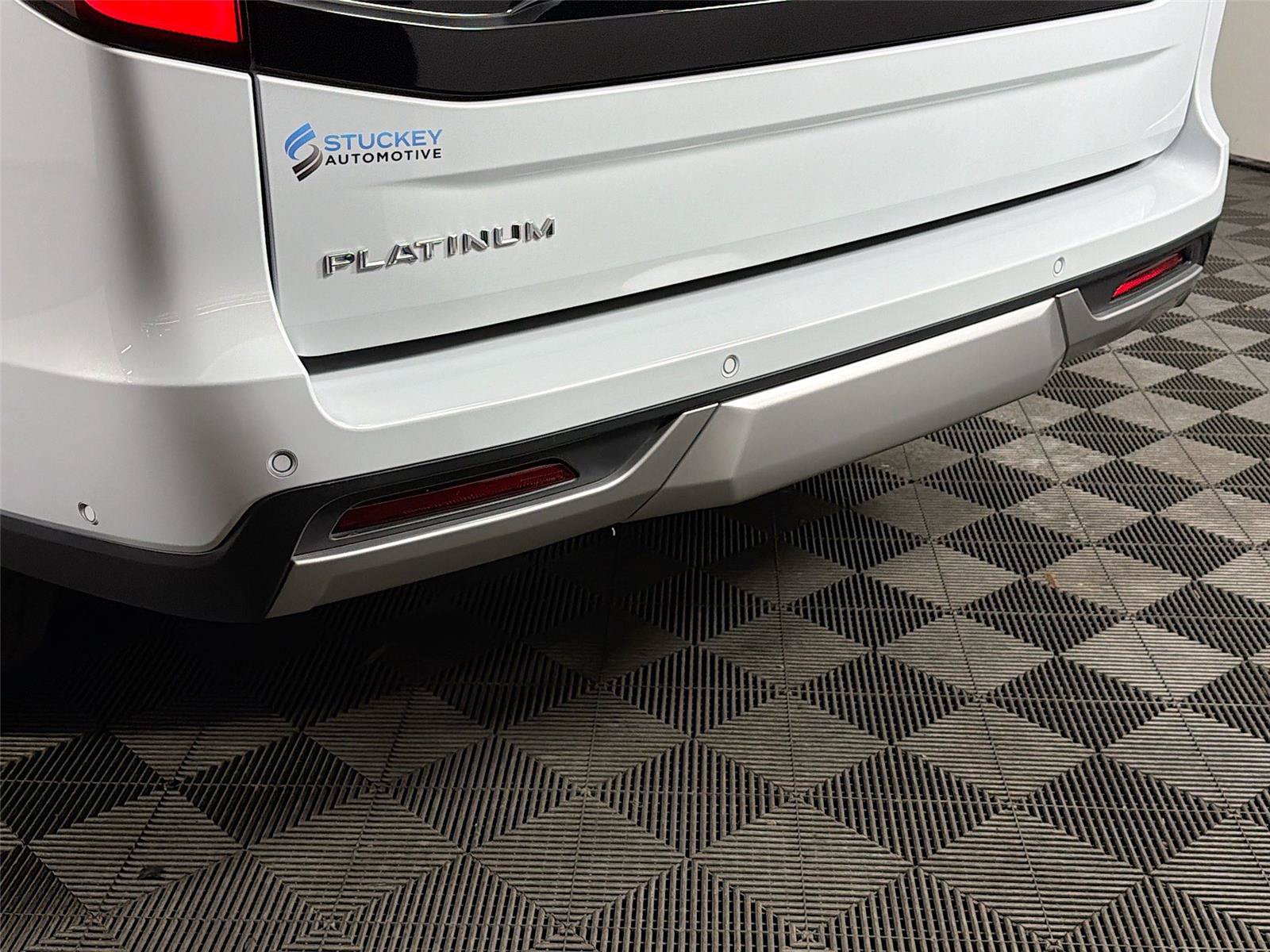Used 2025 Ford Expedition Platinum AWD/4WD image 39