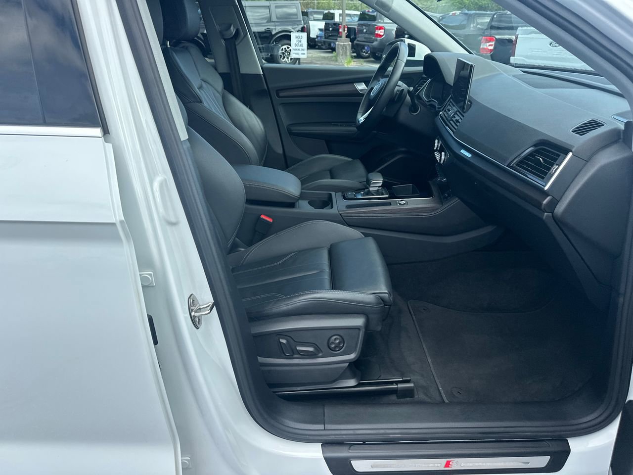 Used 2024 Audi Q5 2.0T Premium Plus AWD/4WD image 13