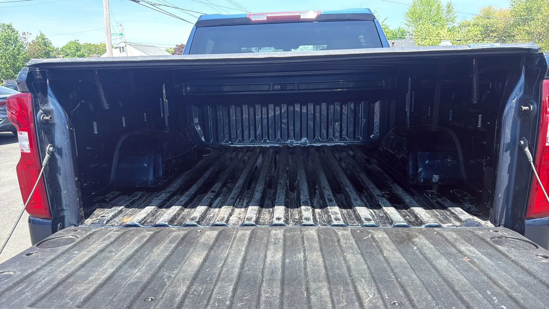 Used 2021 Chevrolet Silverado 1500 Custom Trail Boss AWD/4WD image 10