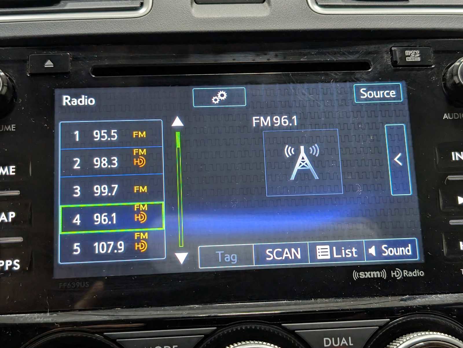 Used 2018 Subaru Forester 2.5i Touring w/ Popular Package #3B image 25