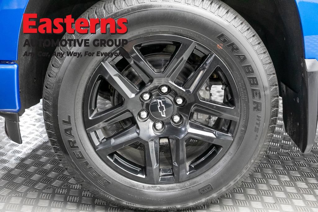 Used 2024 Chevrolet Silverado 1500 Custom w/ LPO, Dark Essentials Package AWD/4WD image 29