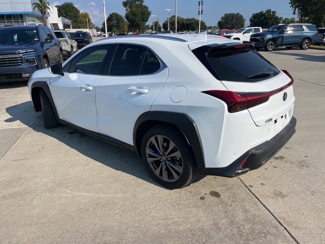 Used 2020 Lexus UX 200 F Sport image 4