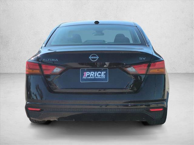 Used 2024 Nissan Altima 2.5 SV image 7
