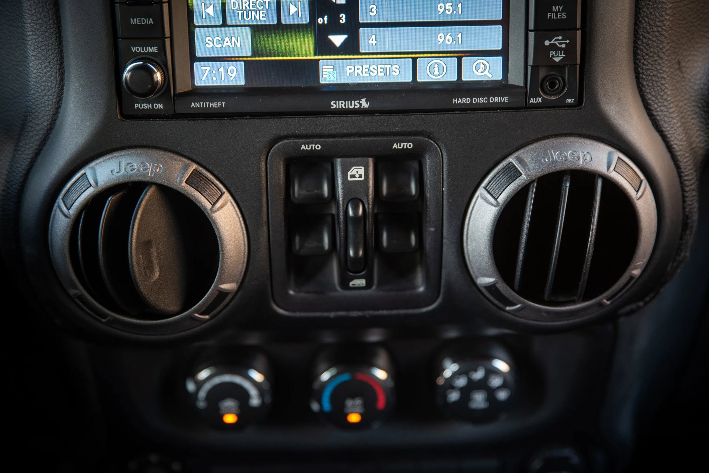 Used 2016 Jeep Wrangler Unlimited Sport w/ Quick Order Package 24S image 23