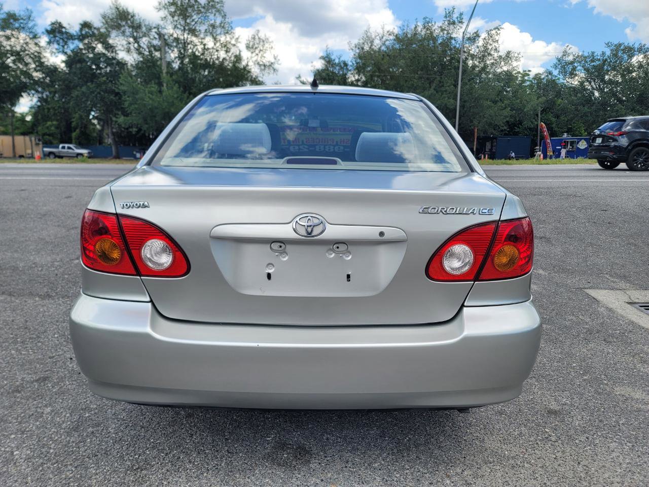 Used 2003 Toyota Corolla LE FWD image 6