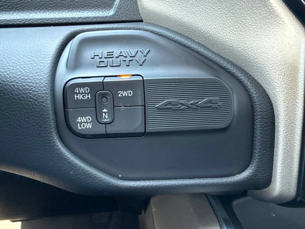 Used 2024 RAM 2500 Laramie AWD/4WD image 24