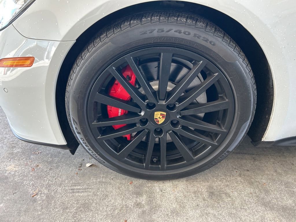 Used 2020 Porsche Panamera GTS image 16