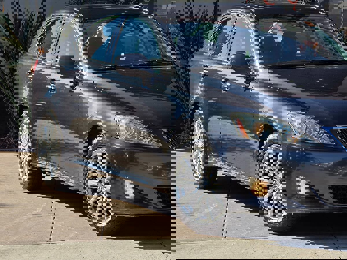Used 2008 Lexus IS 250 image 4