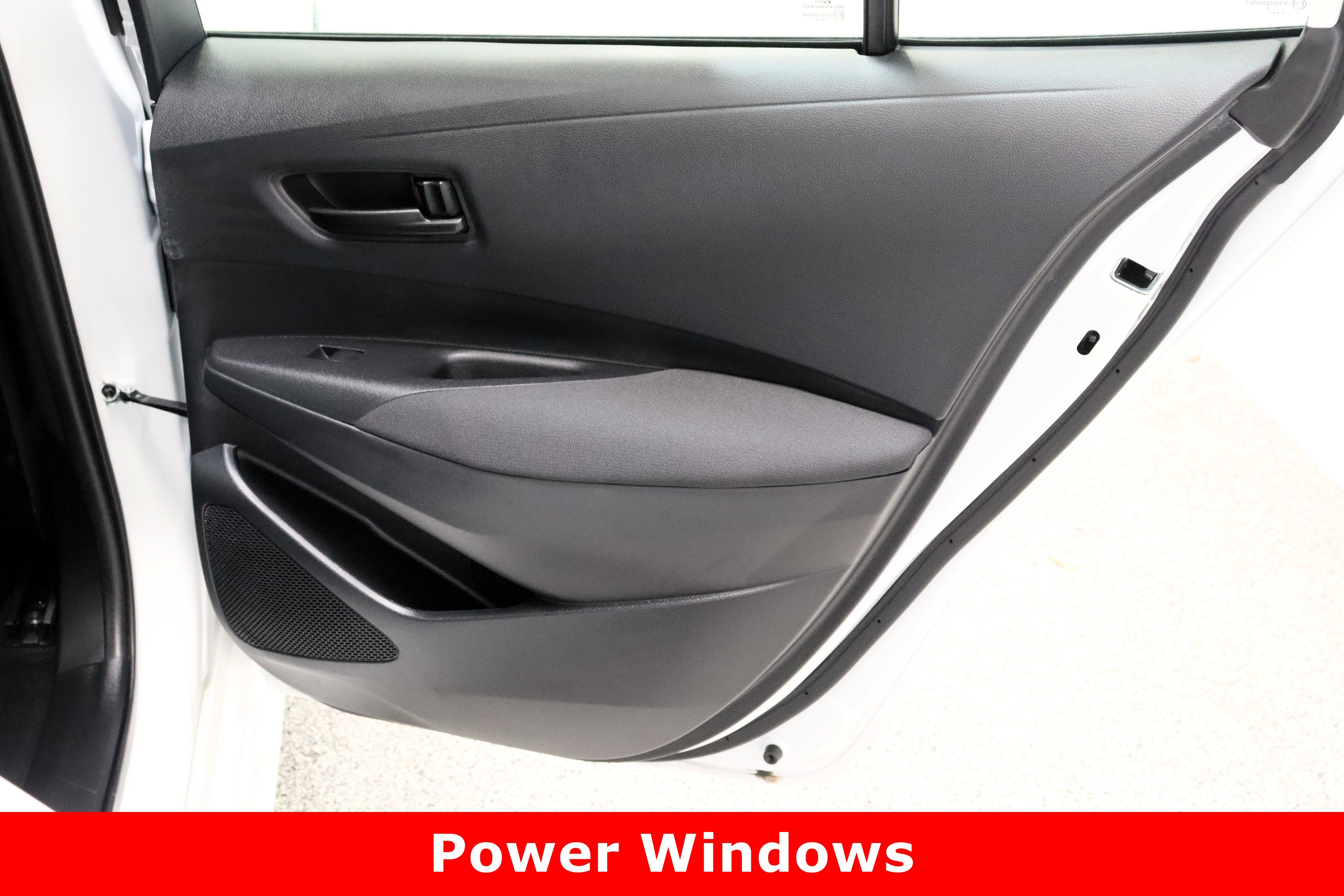 Certified 2025 Toyota Corolla LE image 29