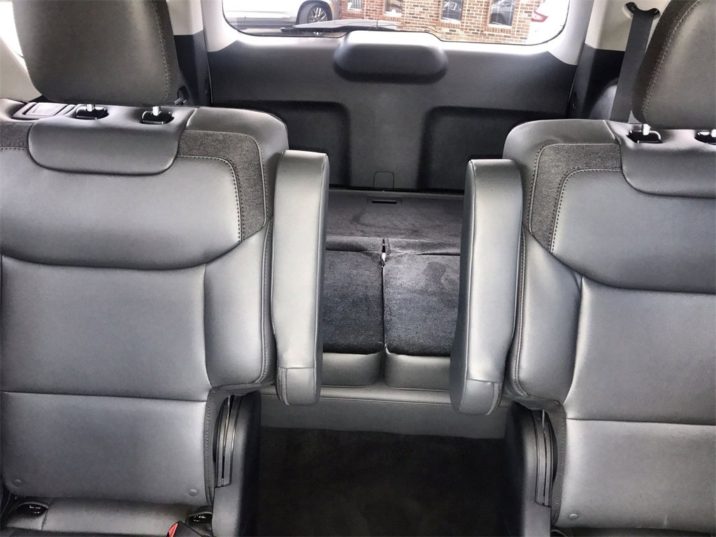 New 2025 Ford Explorer Active image 23