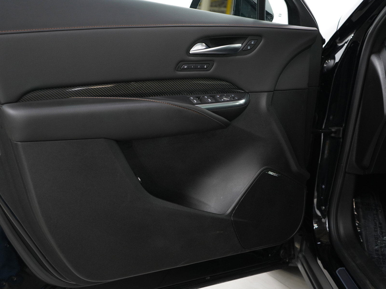 Used 2023 Cadillac XT4 Sport image 17
