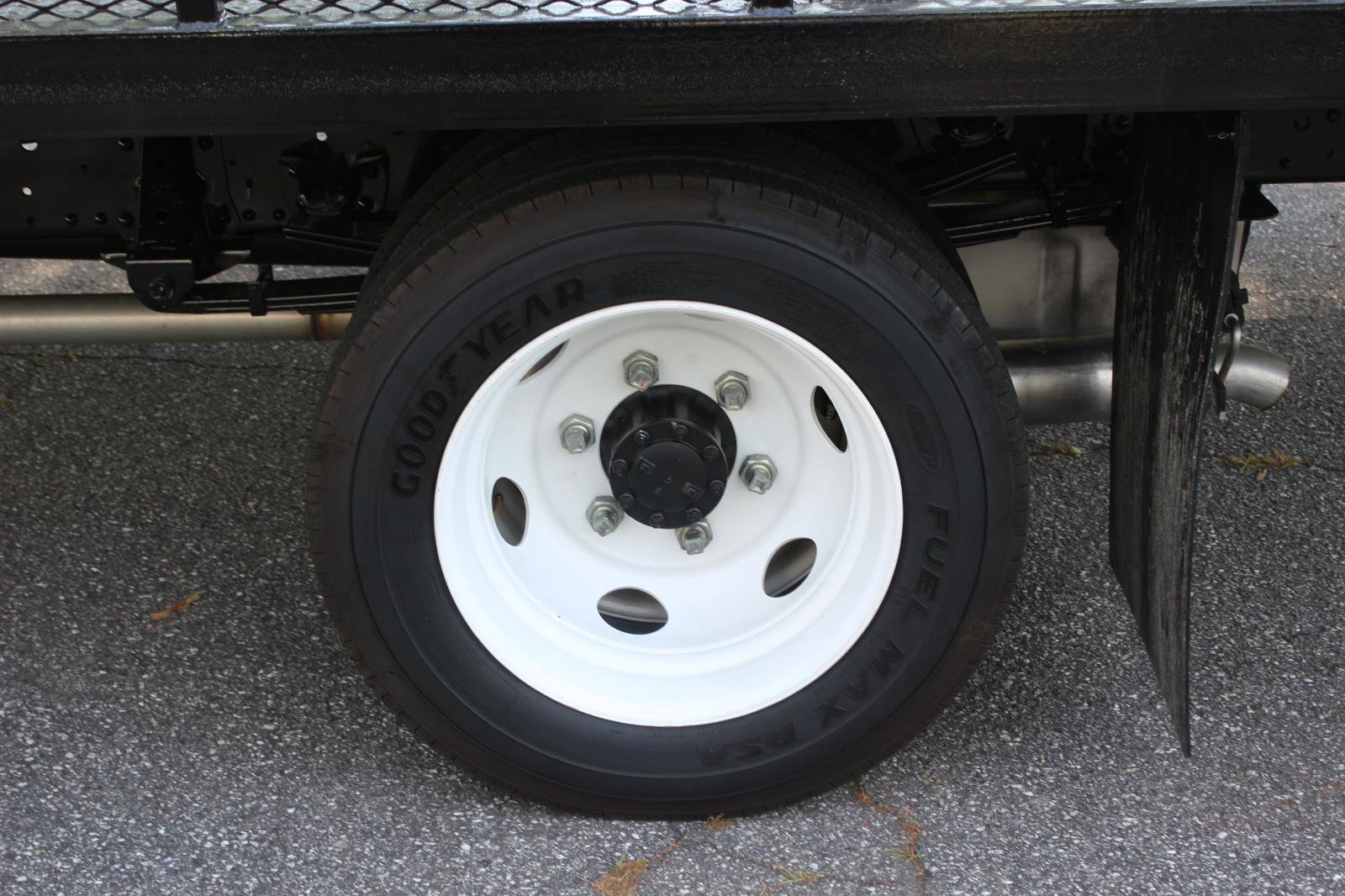 New 2024 Chevrolet Low Cab Forward RWD image 21