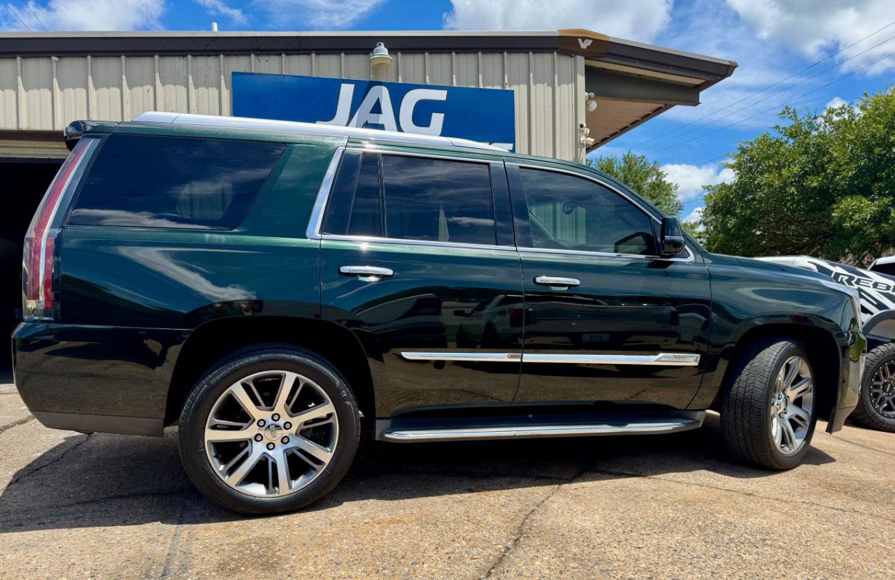 Used 2016 Cadillac Escalade Luxury AWD/4WD image 5