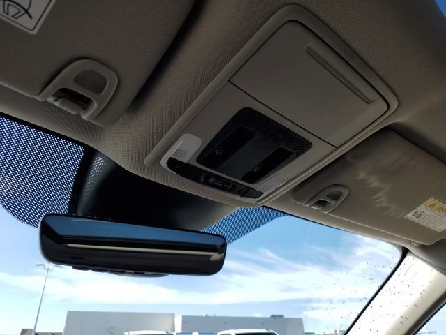 Used 2024 Honda Pilot Touring image 14