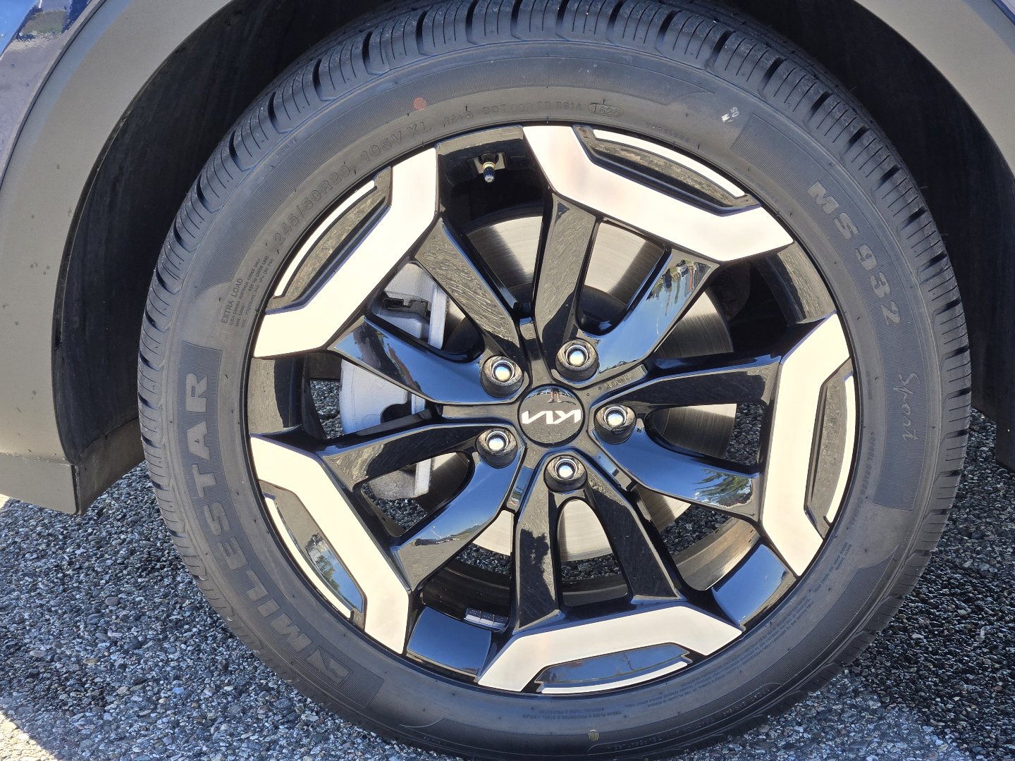 Used 2025 Kia Telluride S AWD/4WD image 9