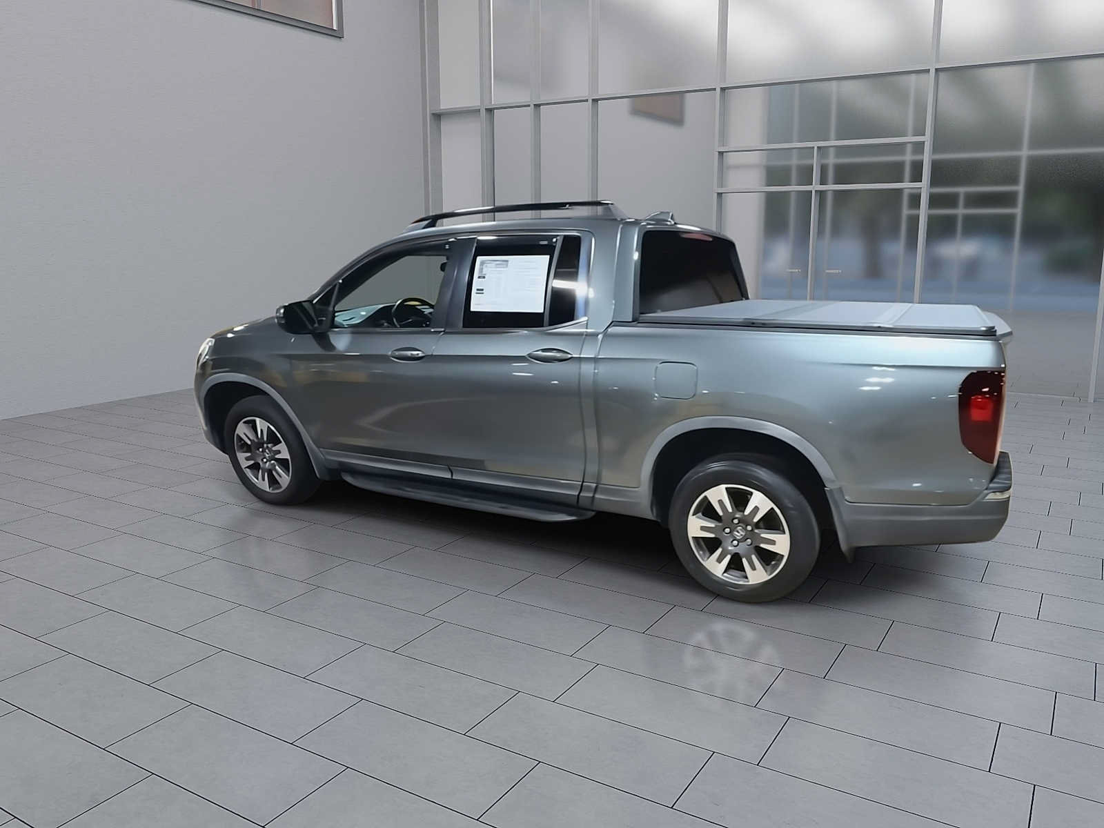 Used 2017 Honda Ridgeline RTL-T image 6