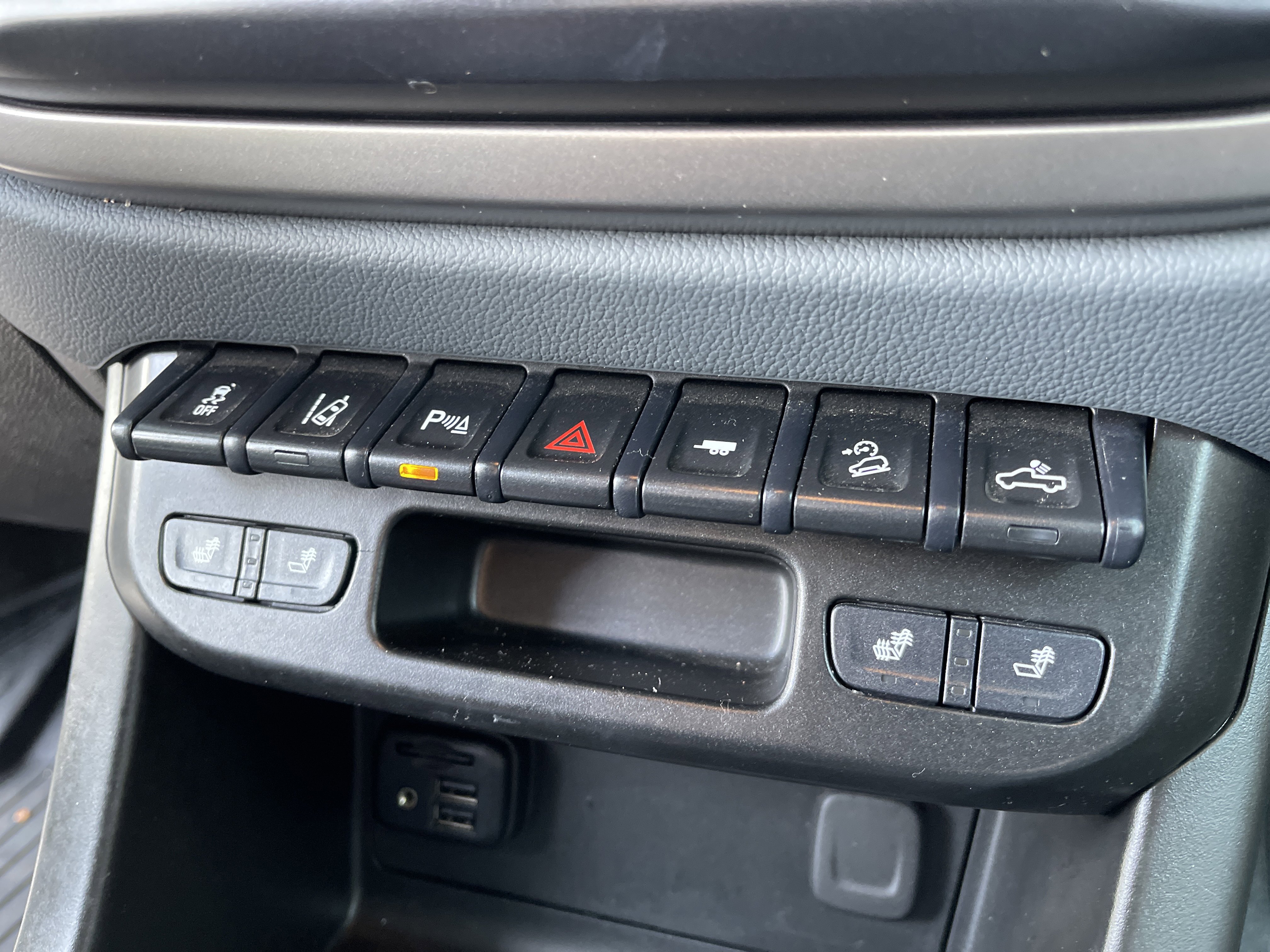 Used 2021 Chevrolet Colorado Z71 w/ Safety Package image 28