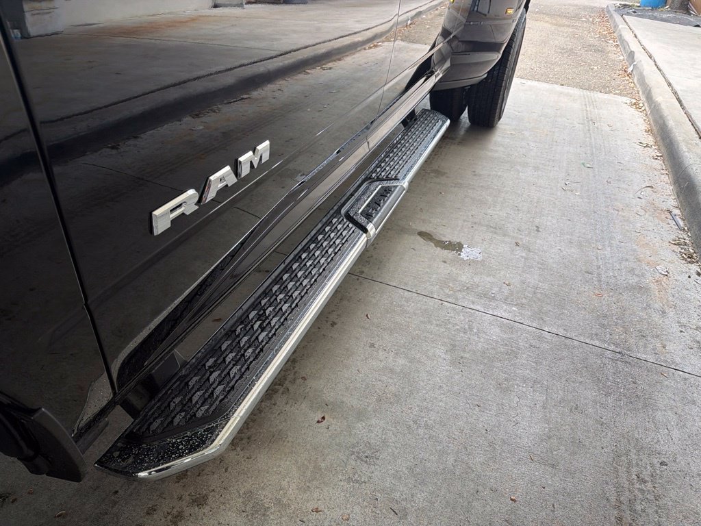 Used 2026 RAM 3500 Laramie w/ Max Tow Package AWD/4WD image 17