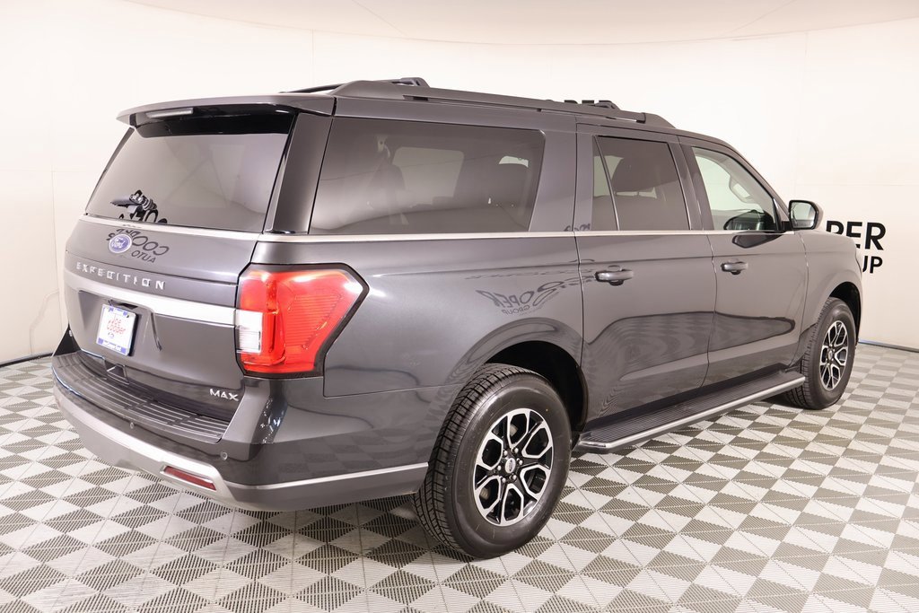 Used 2023 Ford Expedition Max XLT image 22