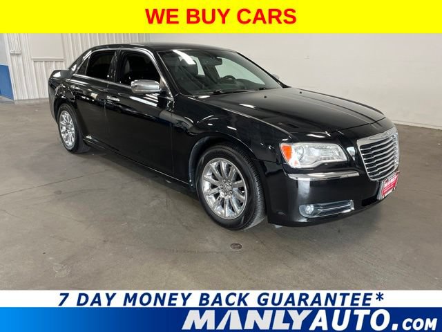 Used 2013 Chrysler 300 C RWD image 1