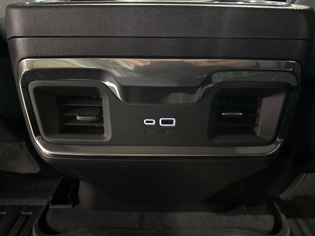 New 2026 GMC Sierra 1500 Elevation image 41