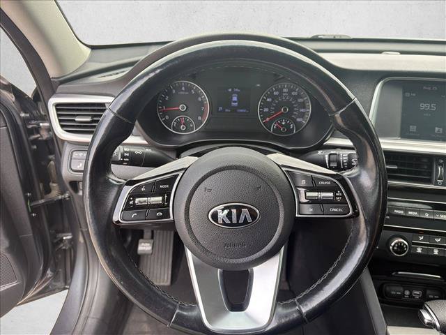 Used 2020 Kia Optima SE FWD image 12