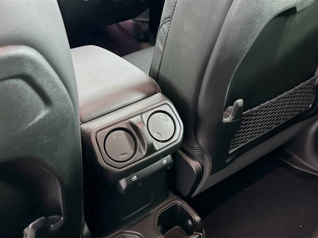 New 2026 Jeep Gladiator Sahara image 33