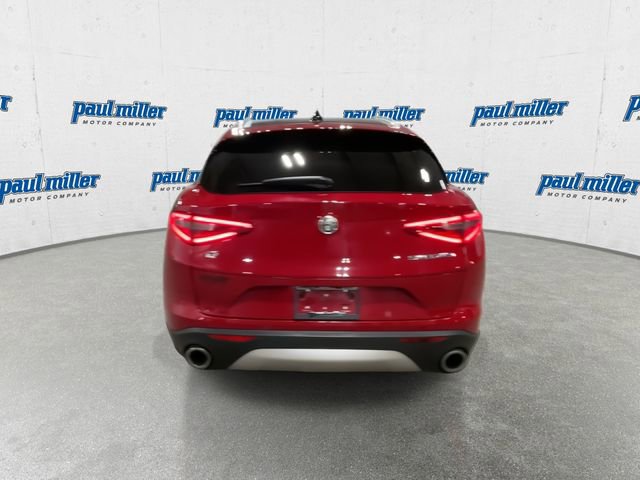 Used 2018 Alfa Romeo Stelvio Ti image 10