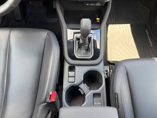 Used 2025 Subaru Forester Limited w/ Popular Package #2 AWD/4WD image 16
