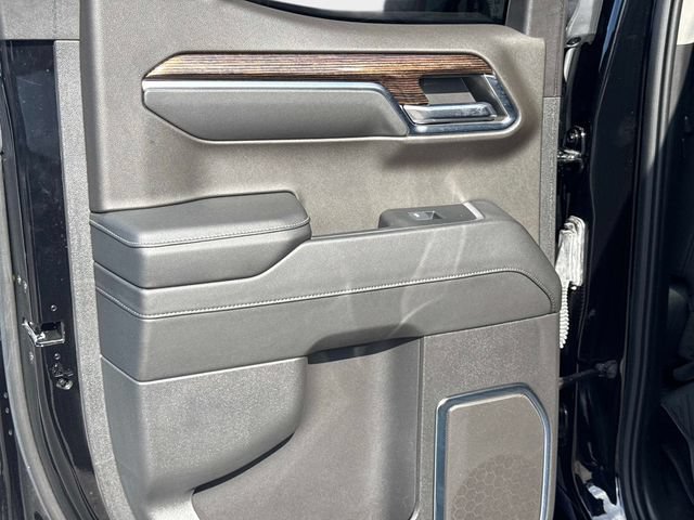 Used 2024 GMC Sierra 1500 Elevation w/ LPO, Elevation Black Package AWD/4WD image 11