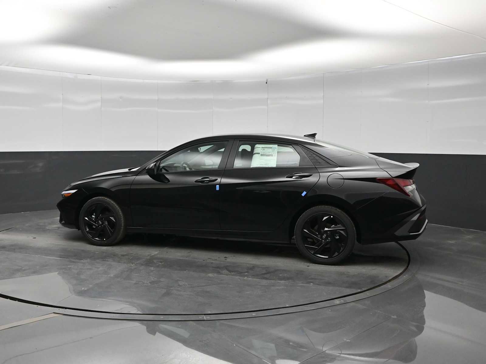 New 2026 Hyundai Elantra Sport FWD image 5