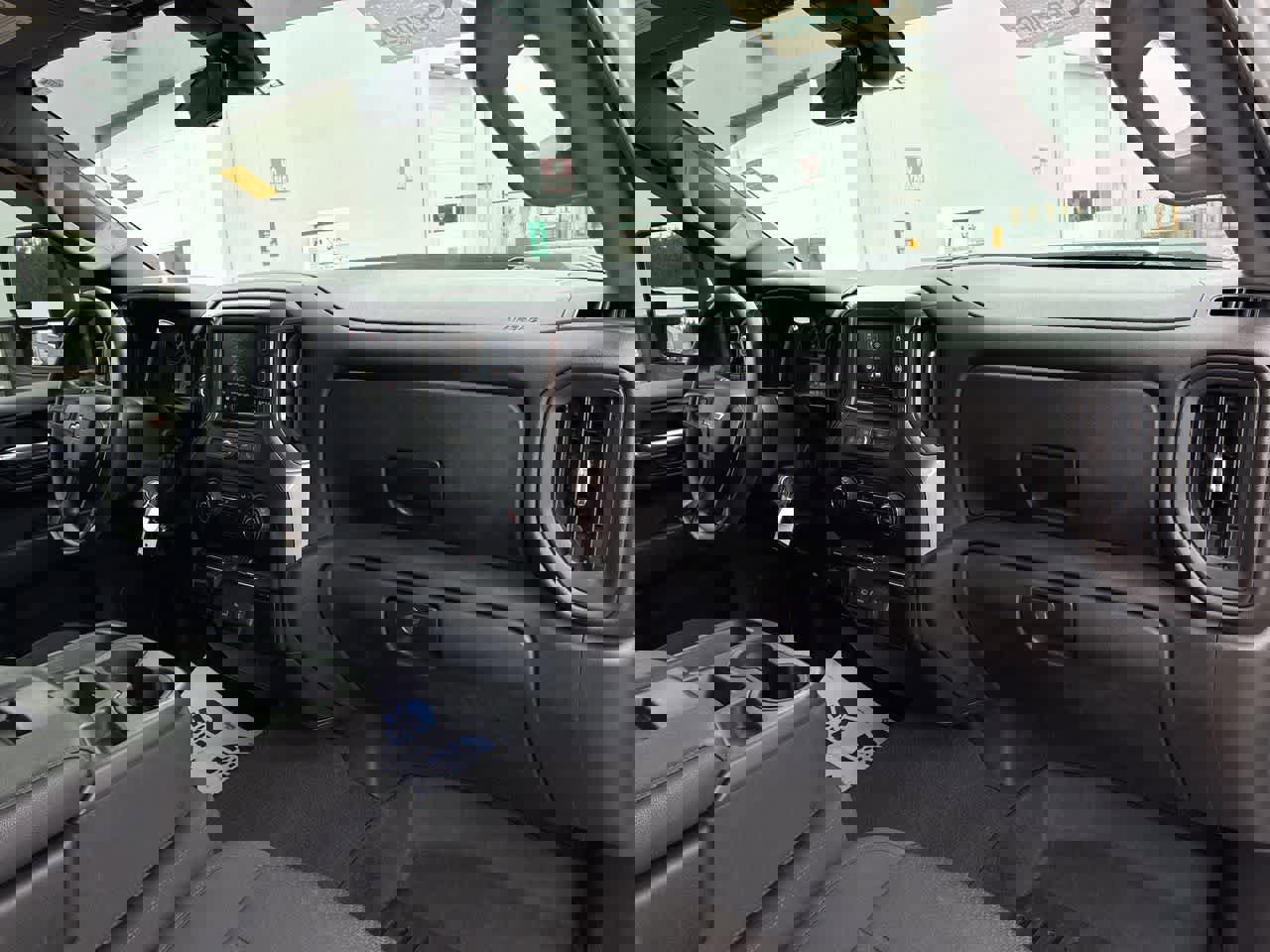 Used 2021 Chevrolet Silverado 2500 Custom w/ Custom Value Package image 26