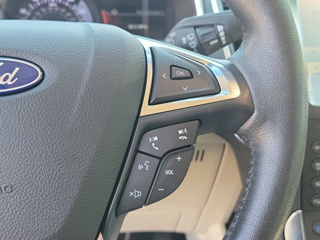 Used 2020 Ford Edge Titanium w/ Equipment Group 301A FWD image 28