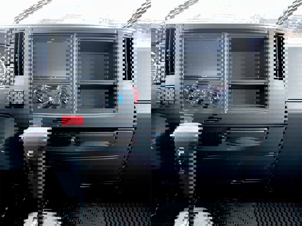 New 2024 Chevrolet Low Cab Forward 4500 XD image 5