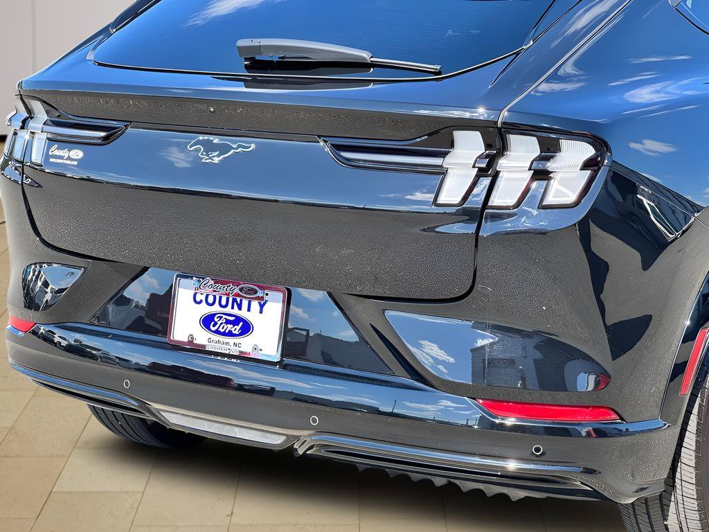 Used 2025 Ford Mustang Mach-E Premium w/ Sport Appearance Package AWD/4WD image 42