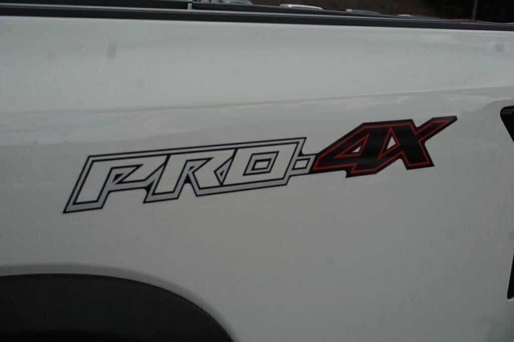 New 2025 Nissan Frontier PRO-4X AWD/4WD image 7