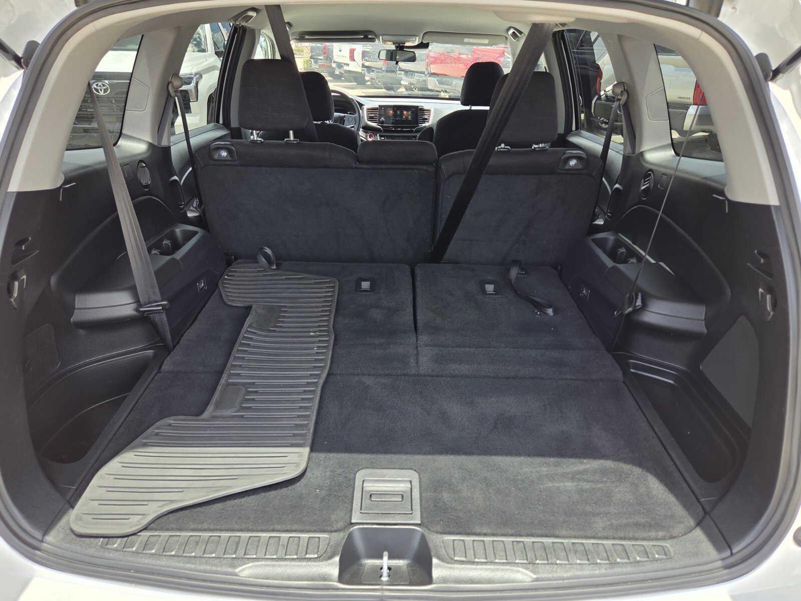 Used 2021 Honda Pilot EX image 9