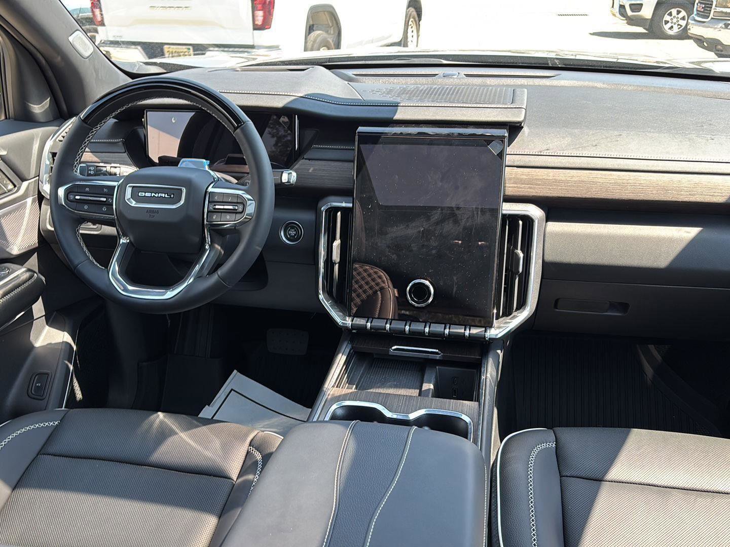 New 2025 GMC Acadia Denali w/ Super Cruise Package image 28