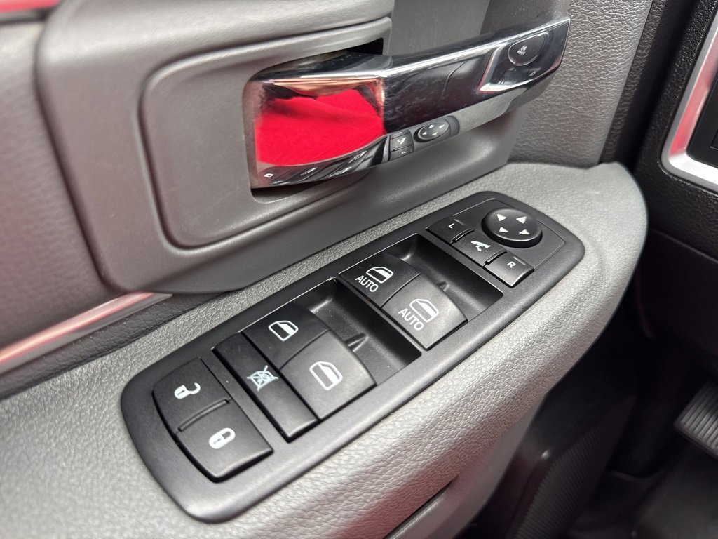 Used 2016 RAM 1500 Big Horn image 9