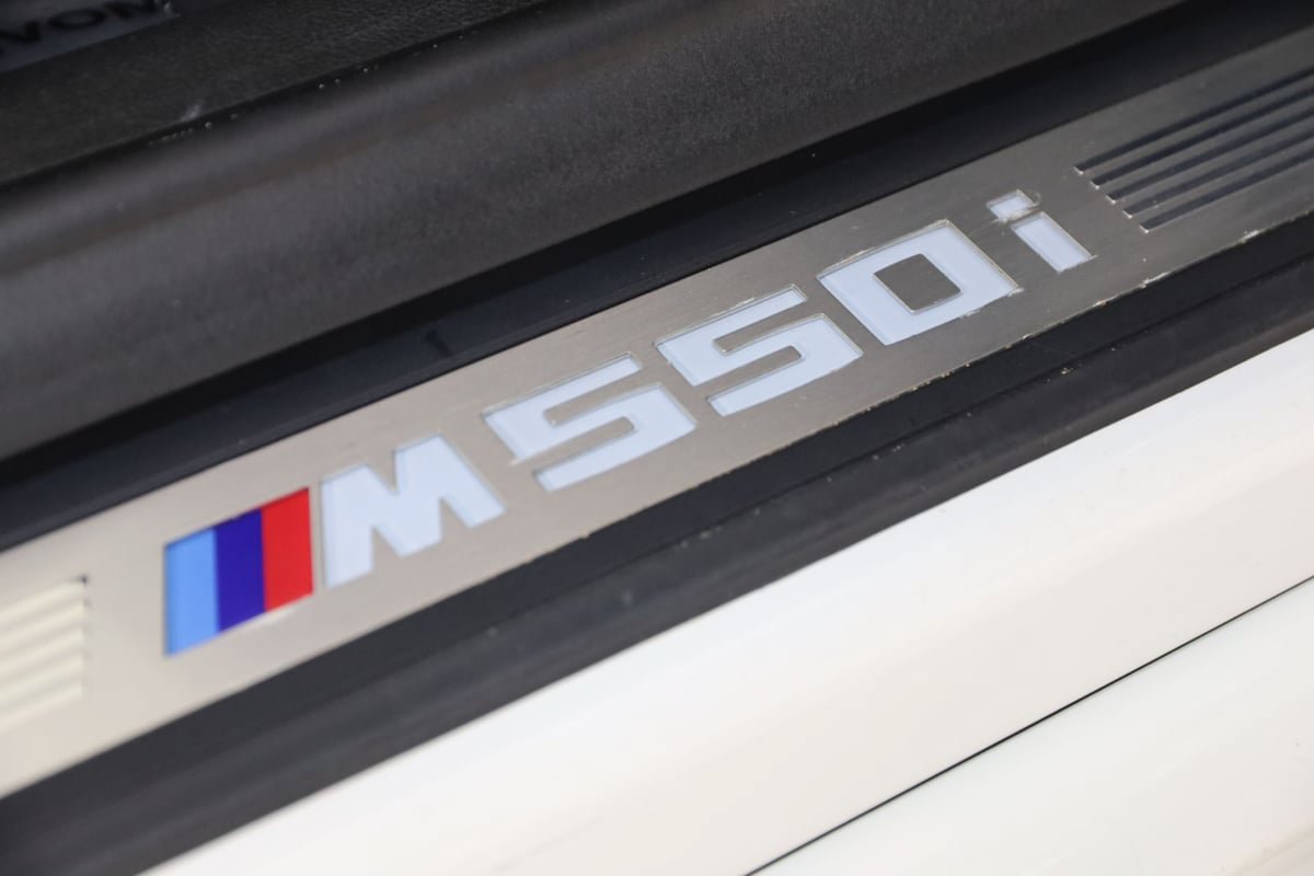 Used 2018 BMW M550i xDrive AWD/4WD image 14