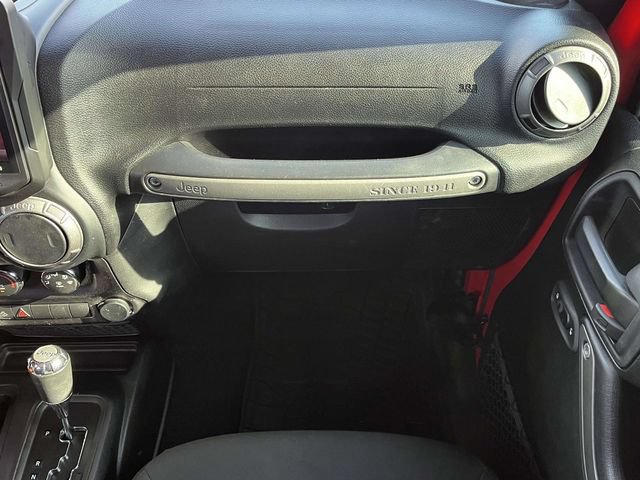 Used 2018 Jeep Wrangler Unlimited Sport S AWD/4WD image 18