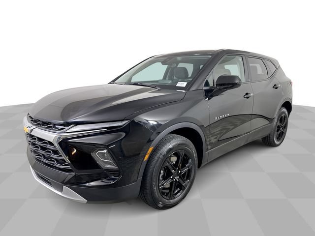 Used 2025 Chevrolet Blazer LT FWD image 4