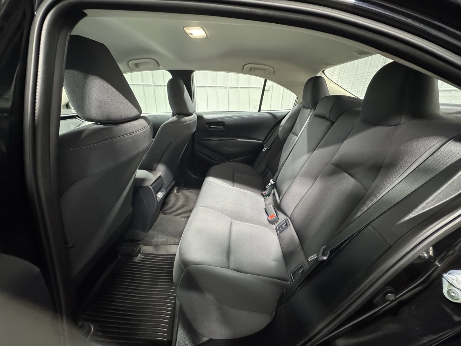 Used 2024 Toyota Corolla LE w/ LE Convenience Package image 17